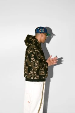 Halftone Pullover, Black -Butter Goods Sales Store Butter D100 LB 010 488ac1a0 2757 461b 96b2 3901466430c1